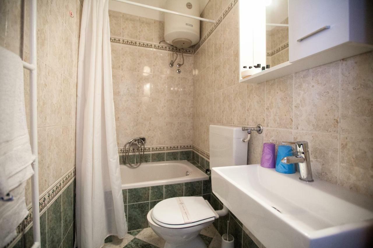 Apartment Rosy พูลา ภายนอก รูปภาพ