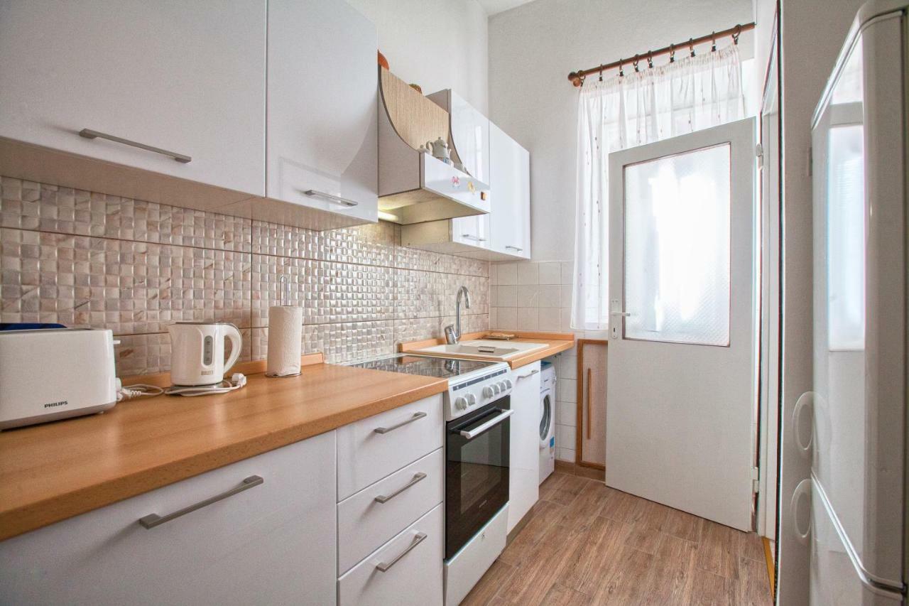 Apartment Rosy พูลา ภายนอก รูปภาพ